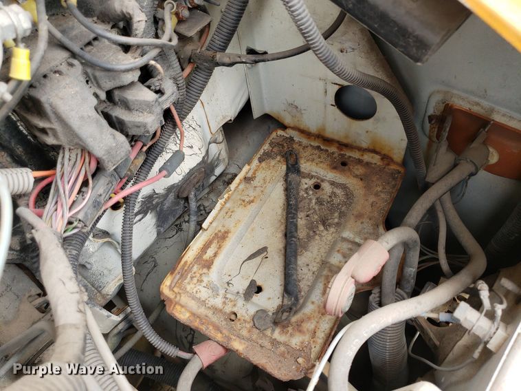 image for item LT9719 1990 Chevrolet G30  school bus