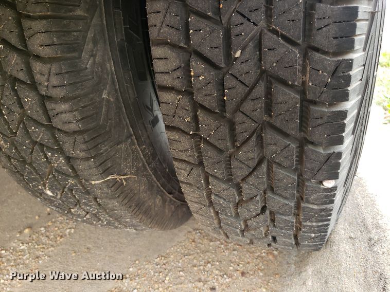 image for item LT9719 1990 Chevrolet G30  school bus