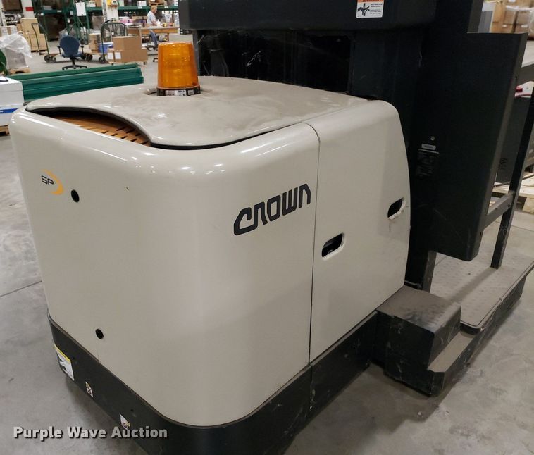 image for item LT9737 Crown SP  order picker