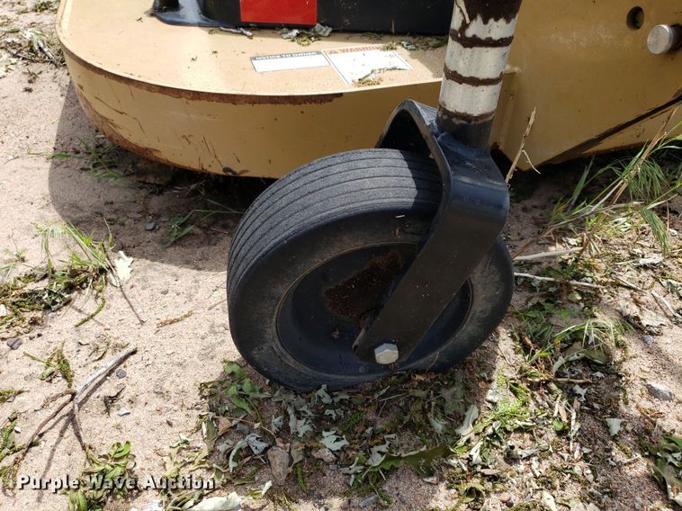 image for item LT9787 Land Pride FDR2572  finish mower