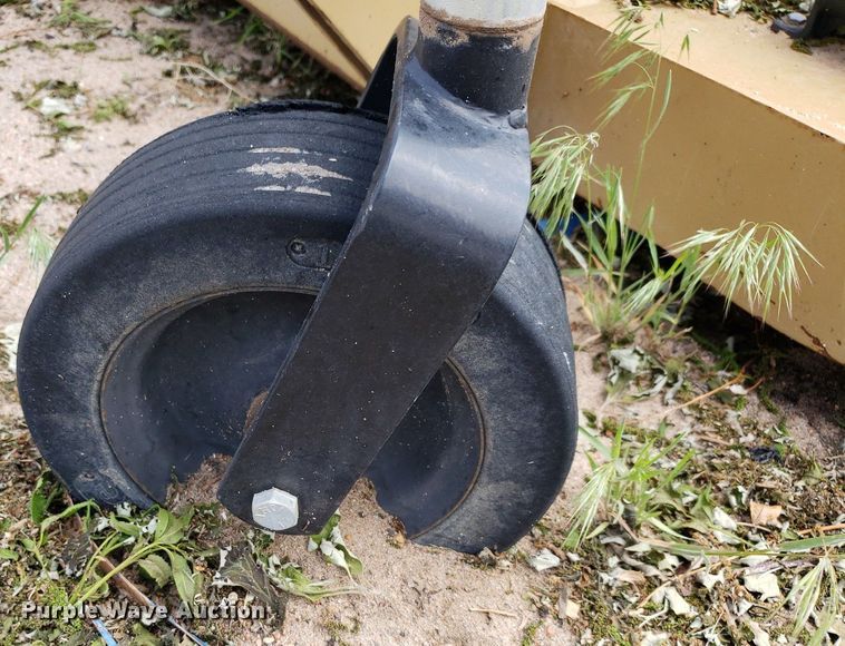 image for item LT9787 Land Pride FDR2572  finish mower