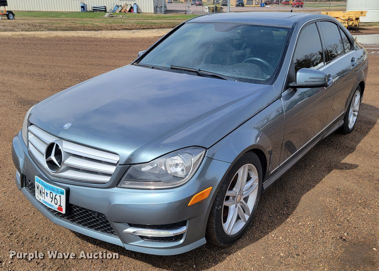 image for item LV9516 2012 Mercedes Benz C300