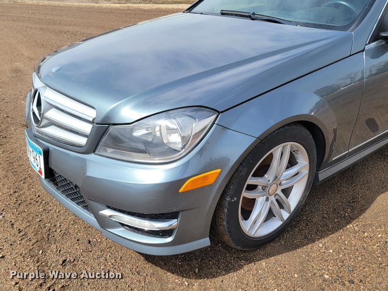 image for item LV9516 2012 Mercedes Benz C300