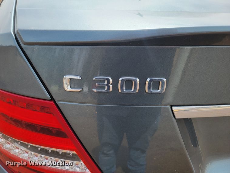 image for item LV9516 2012 Mercedes Benz C300