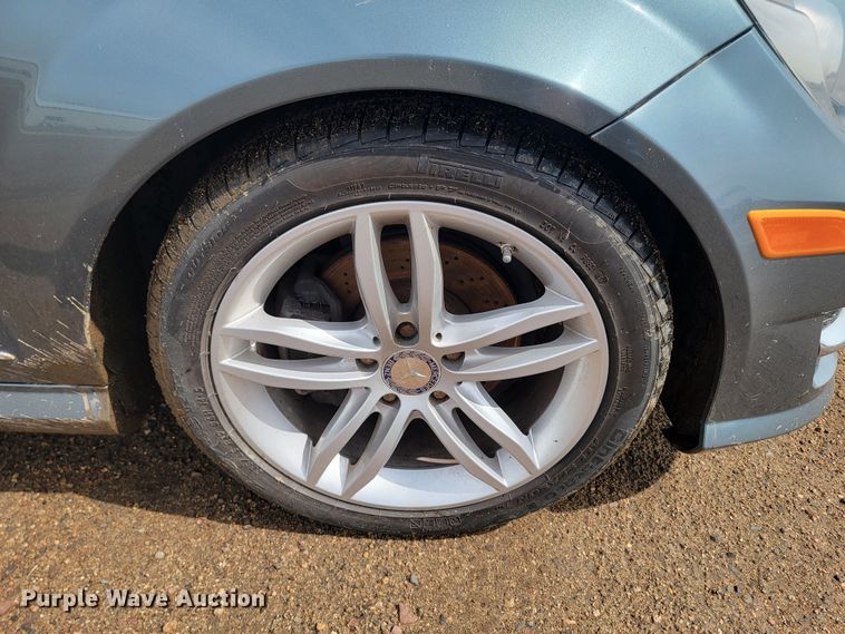 image for item LV9516 2012 Mercedes Benz C300