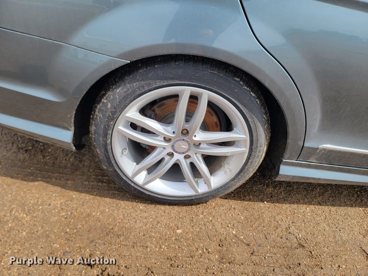 image for item LV9516 2012 Mercedes Benz C300