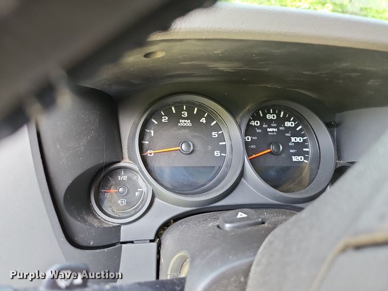 image for item LW9601 2009 GMC Sierra 1500  Crew Cab pickup truck