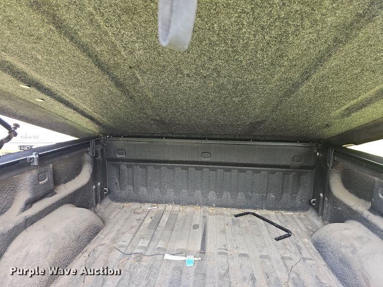 image for item LW9601 2009 GMC Sierra 1500  Crew Cab pickup truck