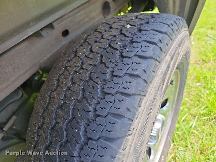 image for item LW9601 2009 GMC Sierra 1500  Crew Cab pickup truck