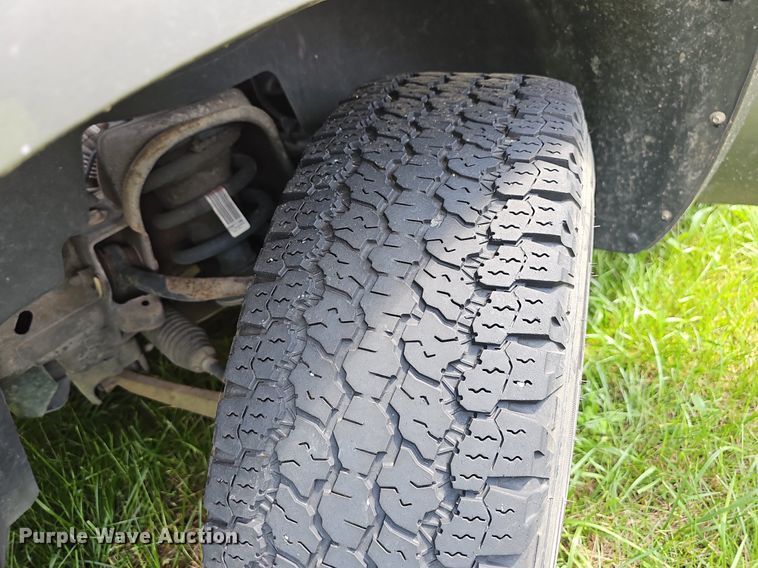 image for item LW9601 2009 GMC Sierra 1500  Crew Cab pickup truck