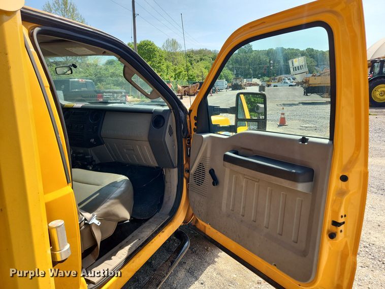 image for item LX9540 2008 Ford F450 Super Duty  dump truck