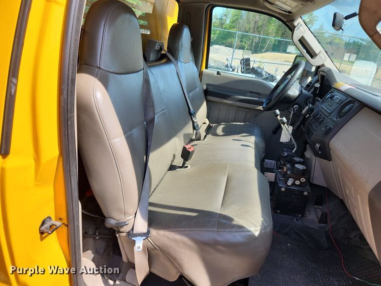 image for item LX9540 2008 Ford F450 Super Duty  dump truck