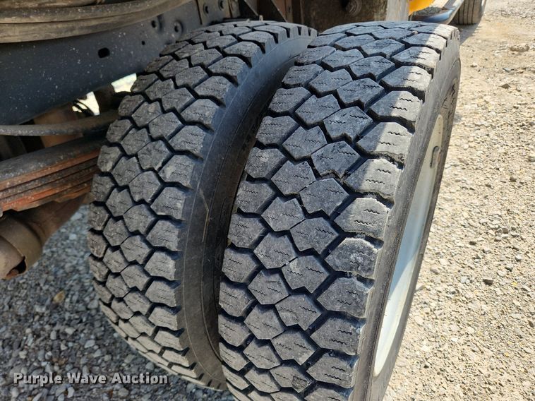 image for item LX9540 2008 Ford F450 Super Duty  dump truck