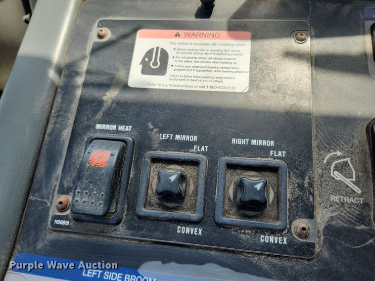 image for item LX9547 2014 Elgin Pelican  sweeper