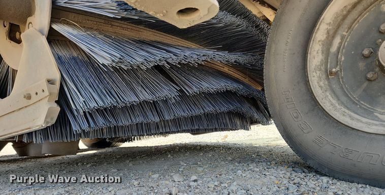 image for item LX9547 2014 Elgin Pelican  sweeper