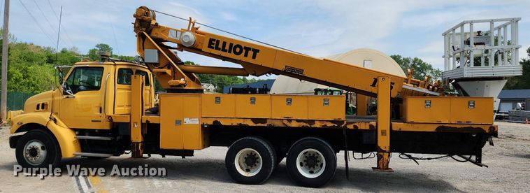 image for item LX9548 2007 Sterling L7500  bucket truck