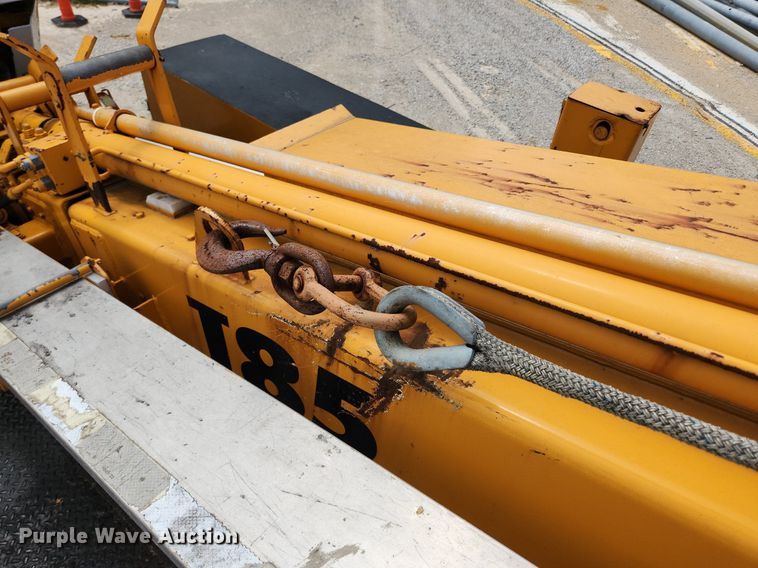 image for item LX9548 2007 Sterling L7500  bucket truck