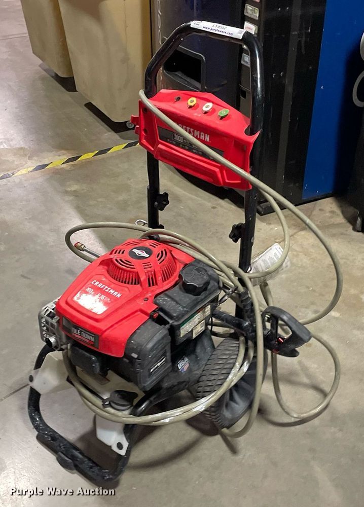 Craftsman CMXGWAS020734 pressure washer in Wichita, KS Item LY9552