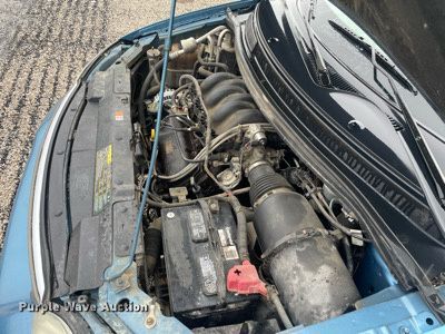 image for item LY9584 2001 Ford Windstar  van