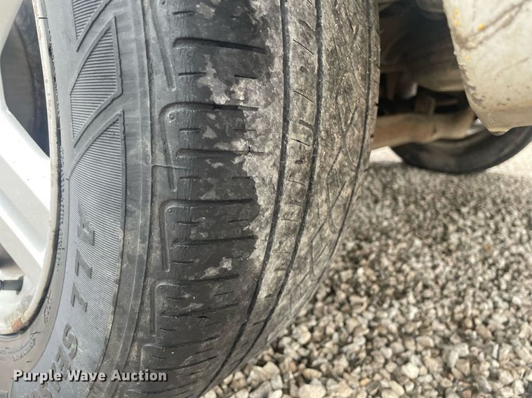 image for item LY9584 2001 Ford Windstar  van