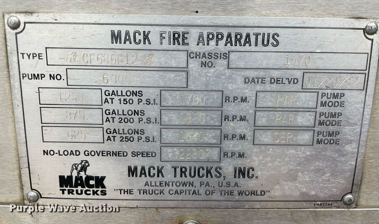 image for item LY9585 1982 Mack CF686F  pumper fire truck