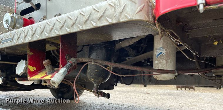 image for item LY9585 1982 Mack CF686F  pumper fire truck