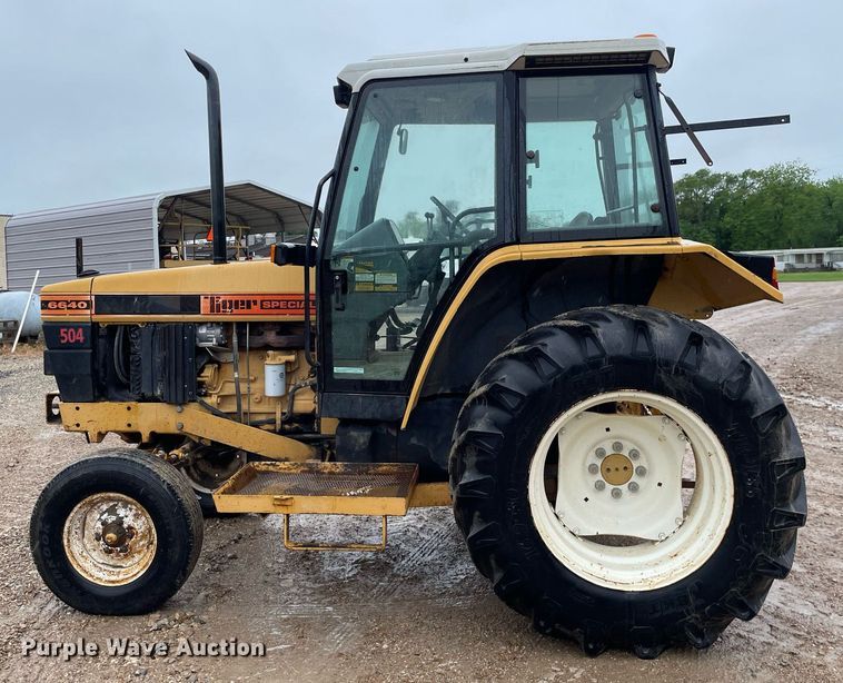 image for item LY9586 1995 New Holland 6640 Tiger Special  tractor