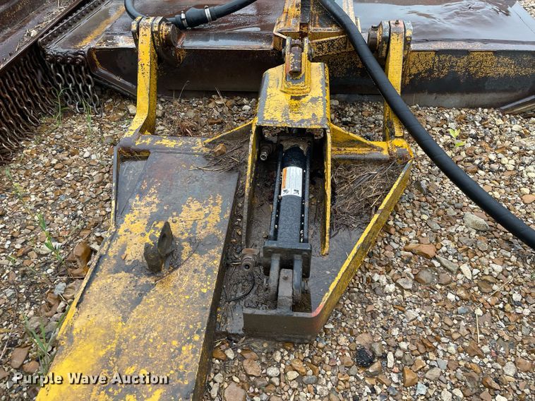 image for item LY9586 1995 New Holland 6640 Tiger Special  tractor