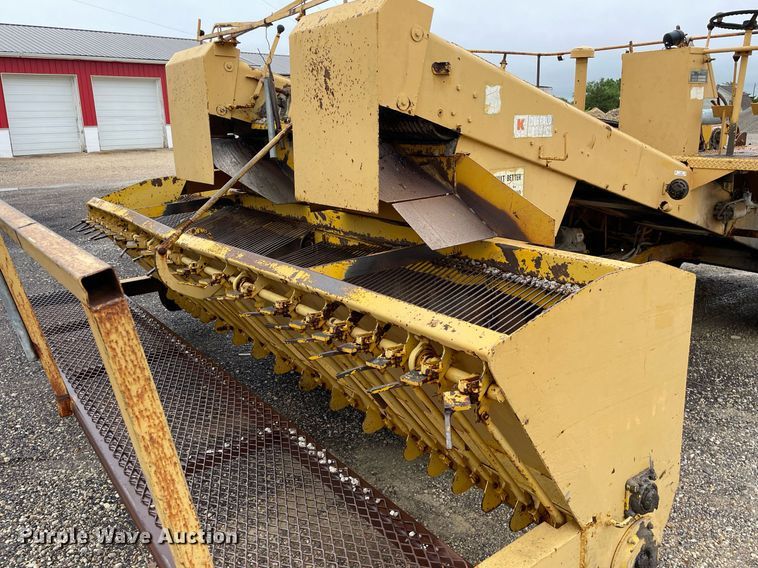 image for item LY9589 Koehring K  chip spreader