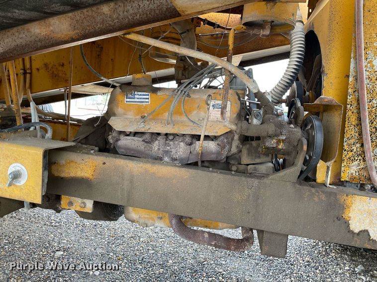 image for item LY9589 Koehring K  chip spreader