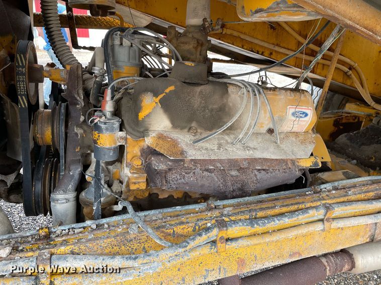 image for item LY9589 Koehring K  chip spreader