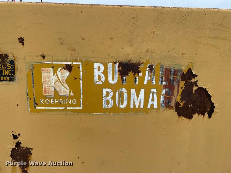 image for item LY9589 Koehring K  chip spreader