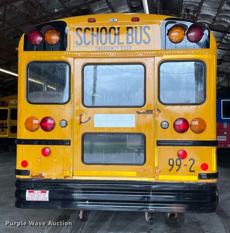 image for item LY9591 1999 International 3800  school bus