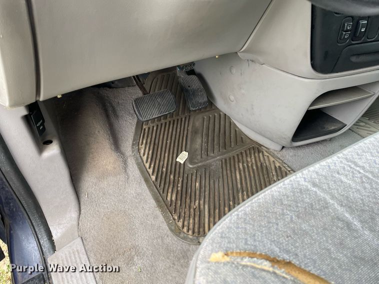 image for item LY9592 1998 Ford Windstar  van