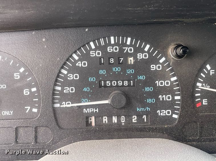 image for item LY9592 1998 Ford Windstar  van