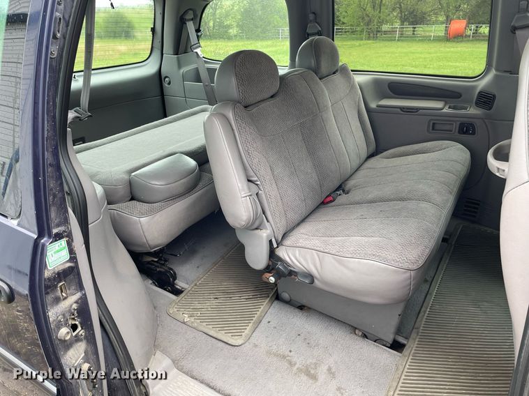 image for item LY9592 1998 Ford Windstar  van