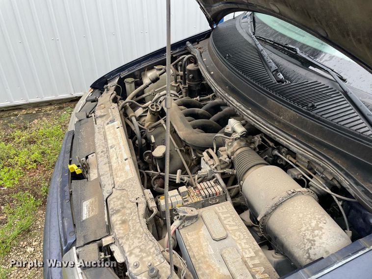 image for item LY9592 1998 Ford Windstar  van