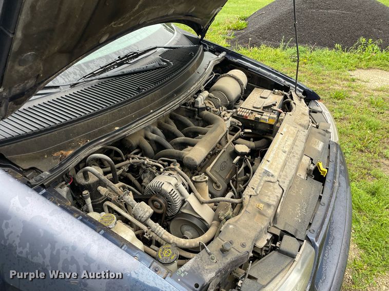 image for item LY9592 1998 Ford Windstar  van