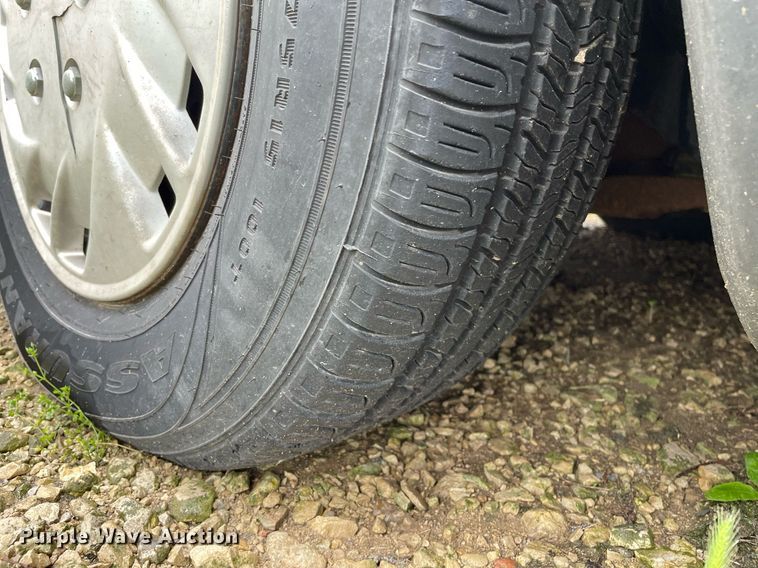 image for item LY9592 1998 Ford Windstar  van