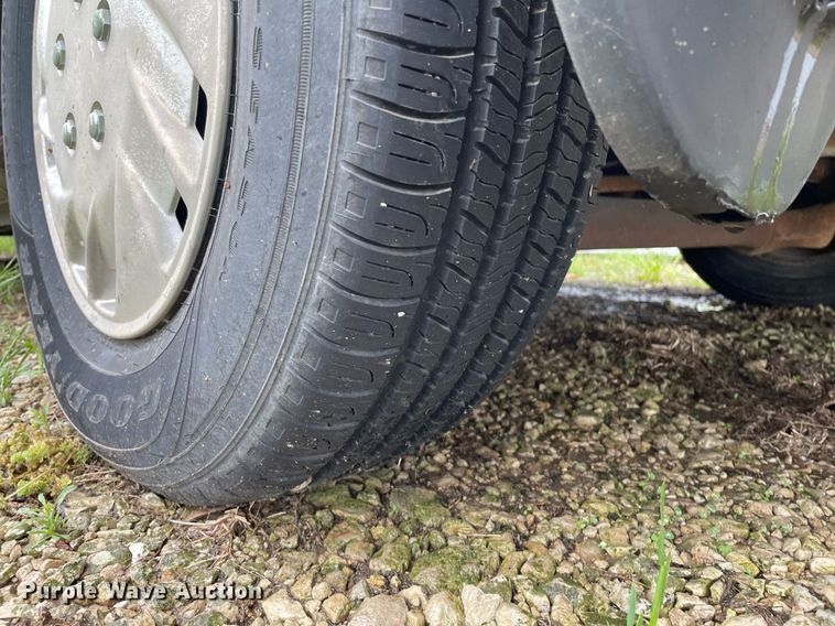 image for item LY9592 1998 Ford Windstar  van