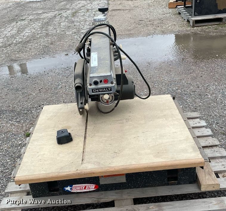 image for item LY9596 Black and Decker 3430  radial arm saw