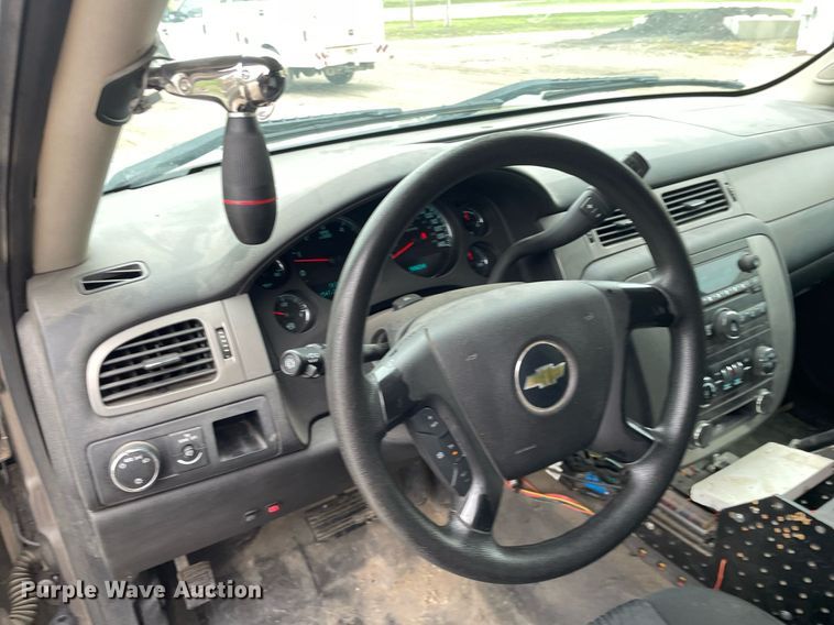 image for item LY9603 2013 Chevrolet Tahoe Police  SUV