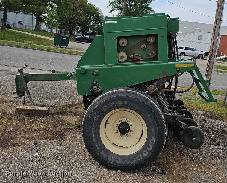 image for item MC9017 Great Plains 1005NG  no-till grain drill