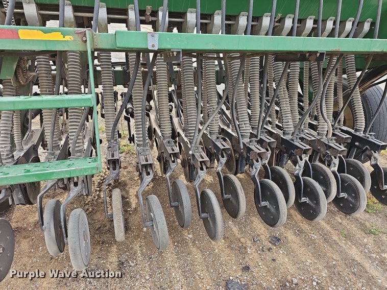 image for item MC9017 Great Plains 1005NG  no-till grain drill