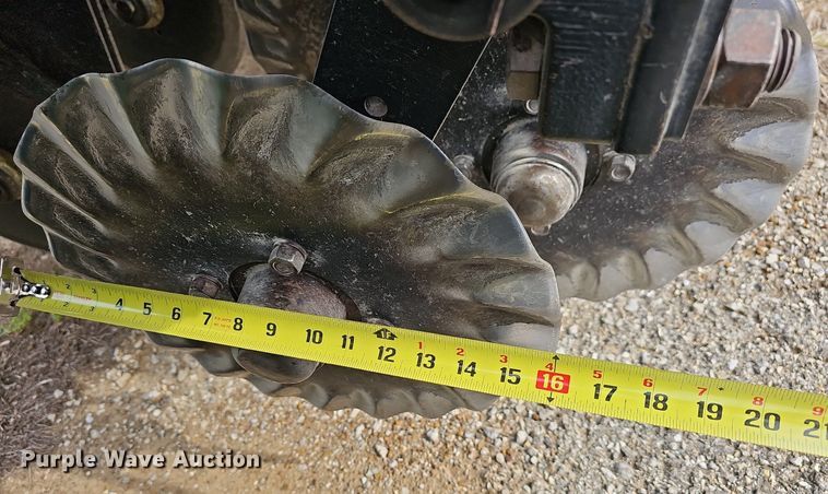 image for item MC9017 Great Plains 1005NG  no-till grain drill