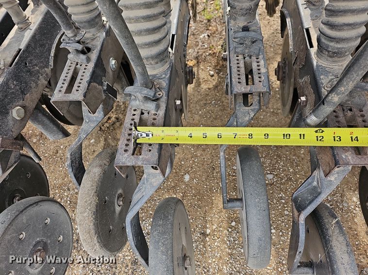 image for item MC9017 Great Plains 1005NG  no-till grain drill