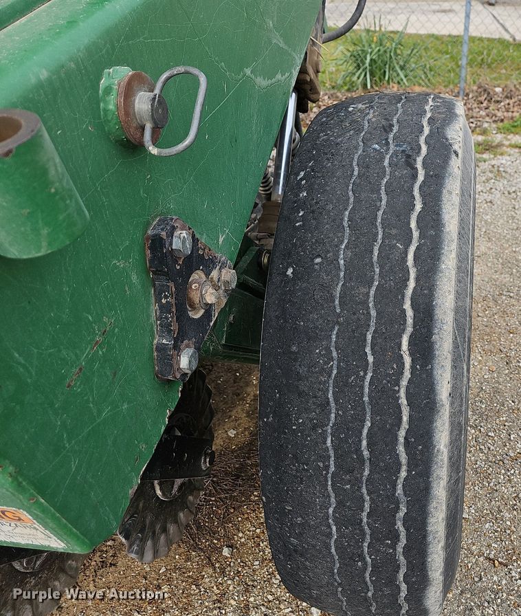 image for item MC9017 Great Plains 1005NG  no-till grain drill