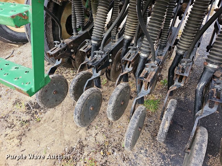image for item MC9018 Great Plains 1005NG  no-till grain drill