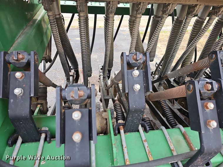 image for item MC9018 Great Plains 1005NG  no-till grain drill