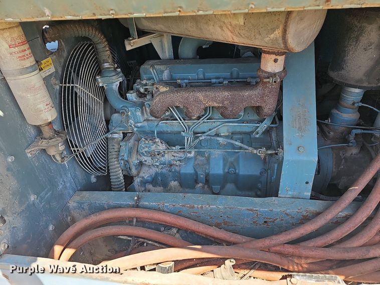 image for item MC9021 1993 Leroi  air compressor